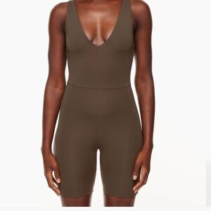Babaton Contour V-Neck Romper